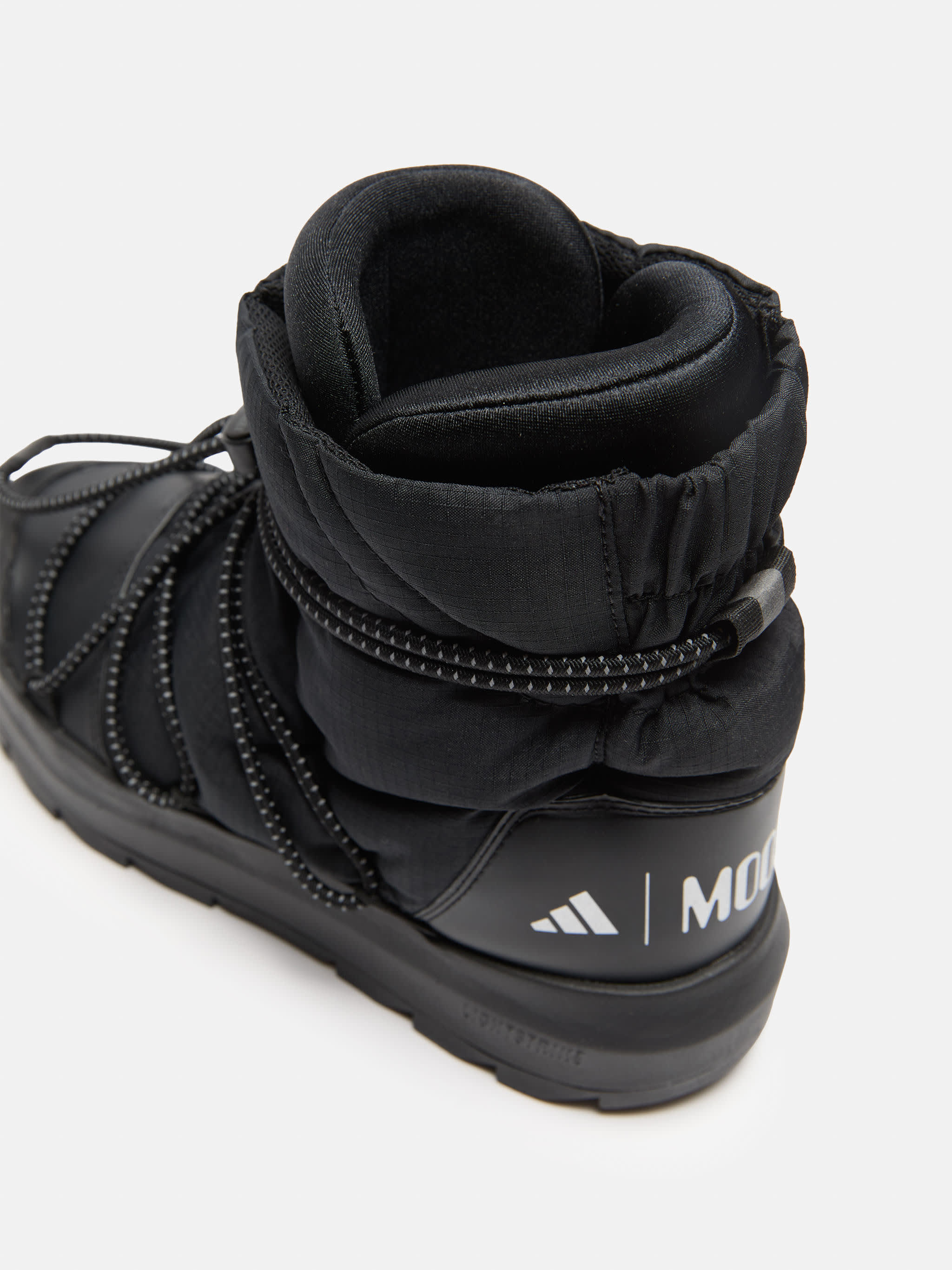 ADIDAS X MOON BOOT SVART ACE MID-TOP KULLE