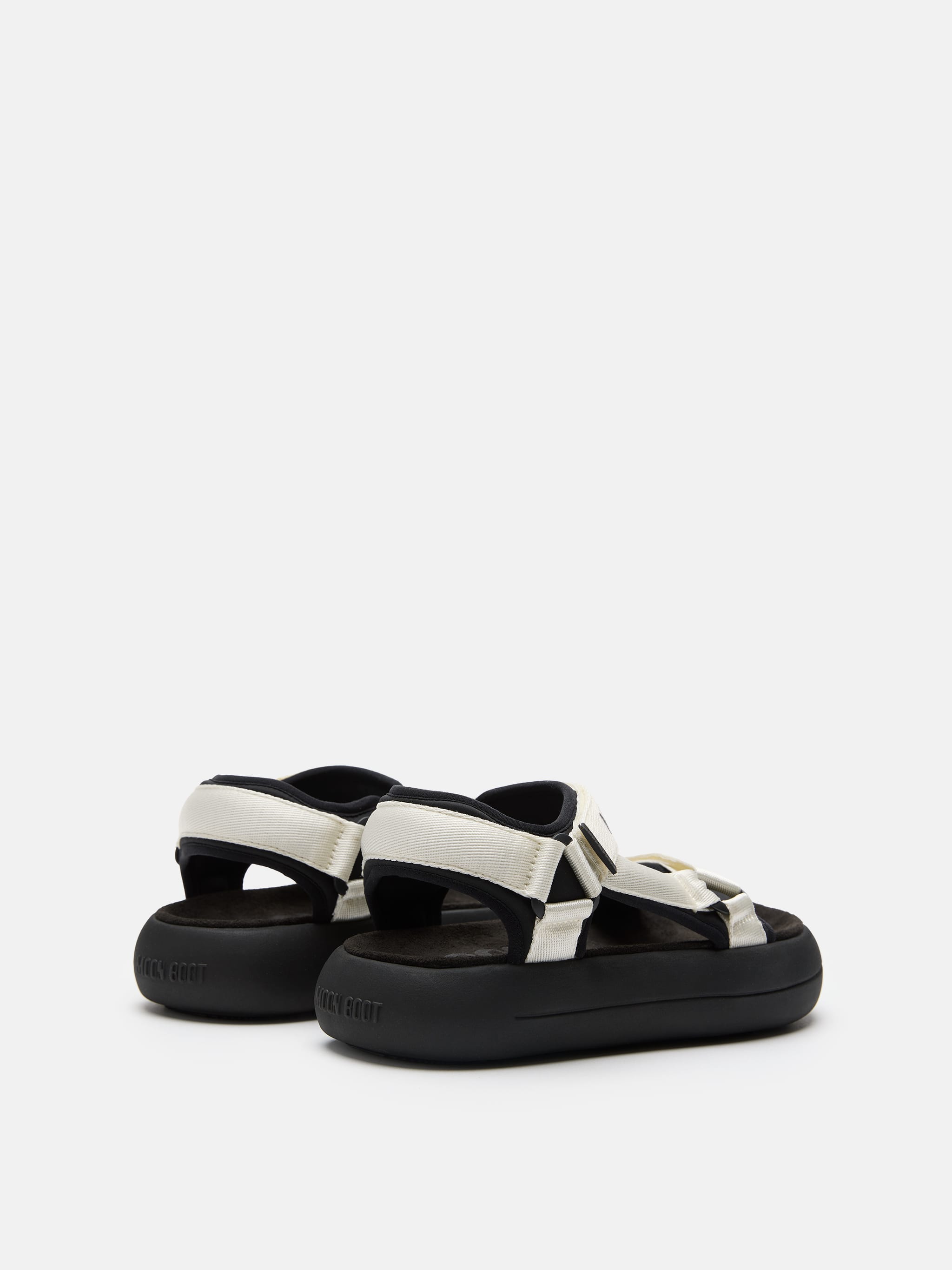 SUPER SANDAL SVART & VIT