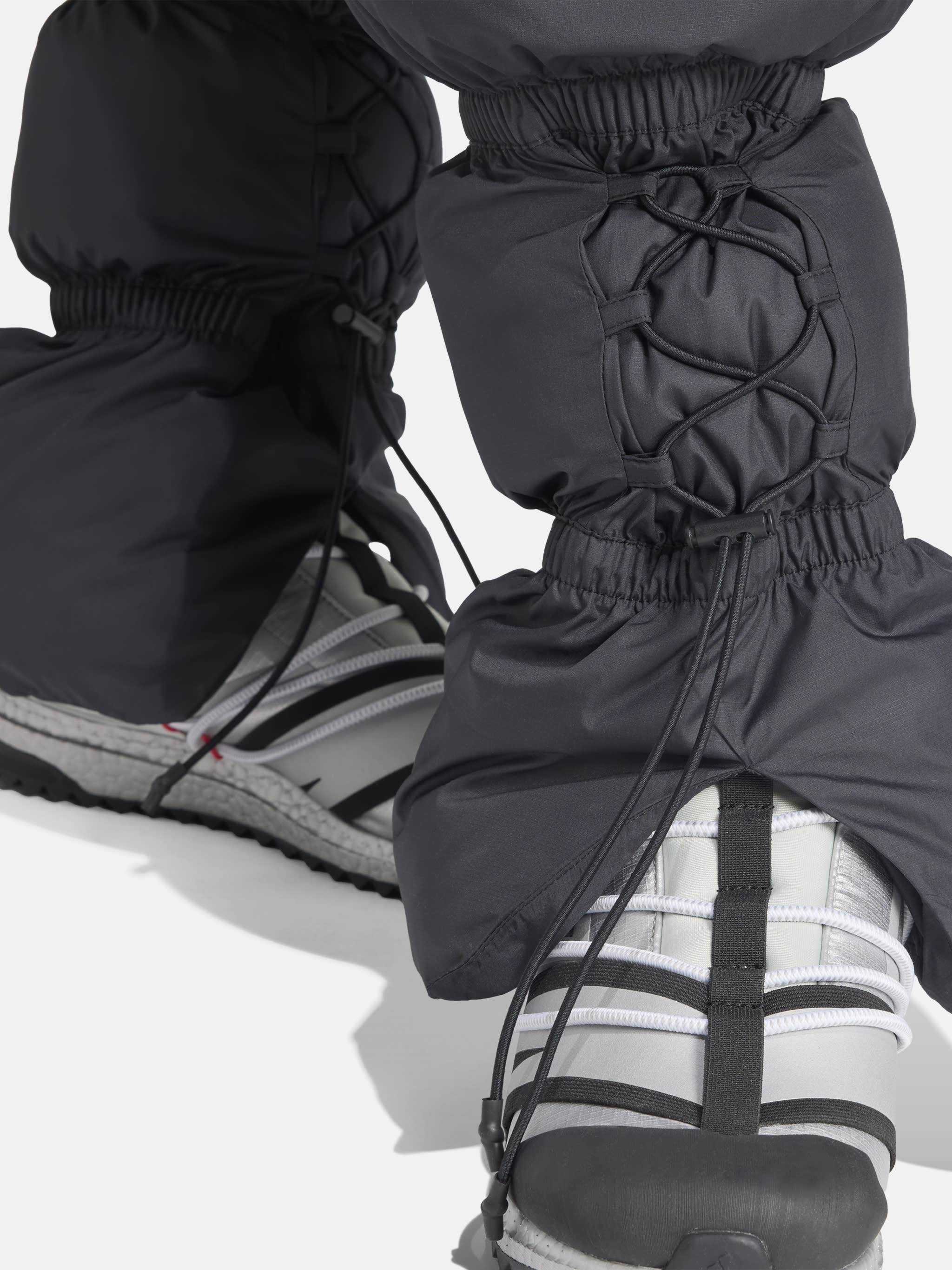 ADIDAS X MOON BOOT SVART LÄNGRE