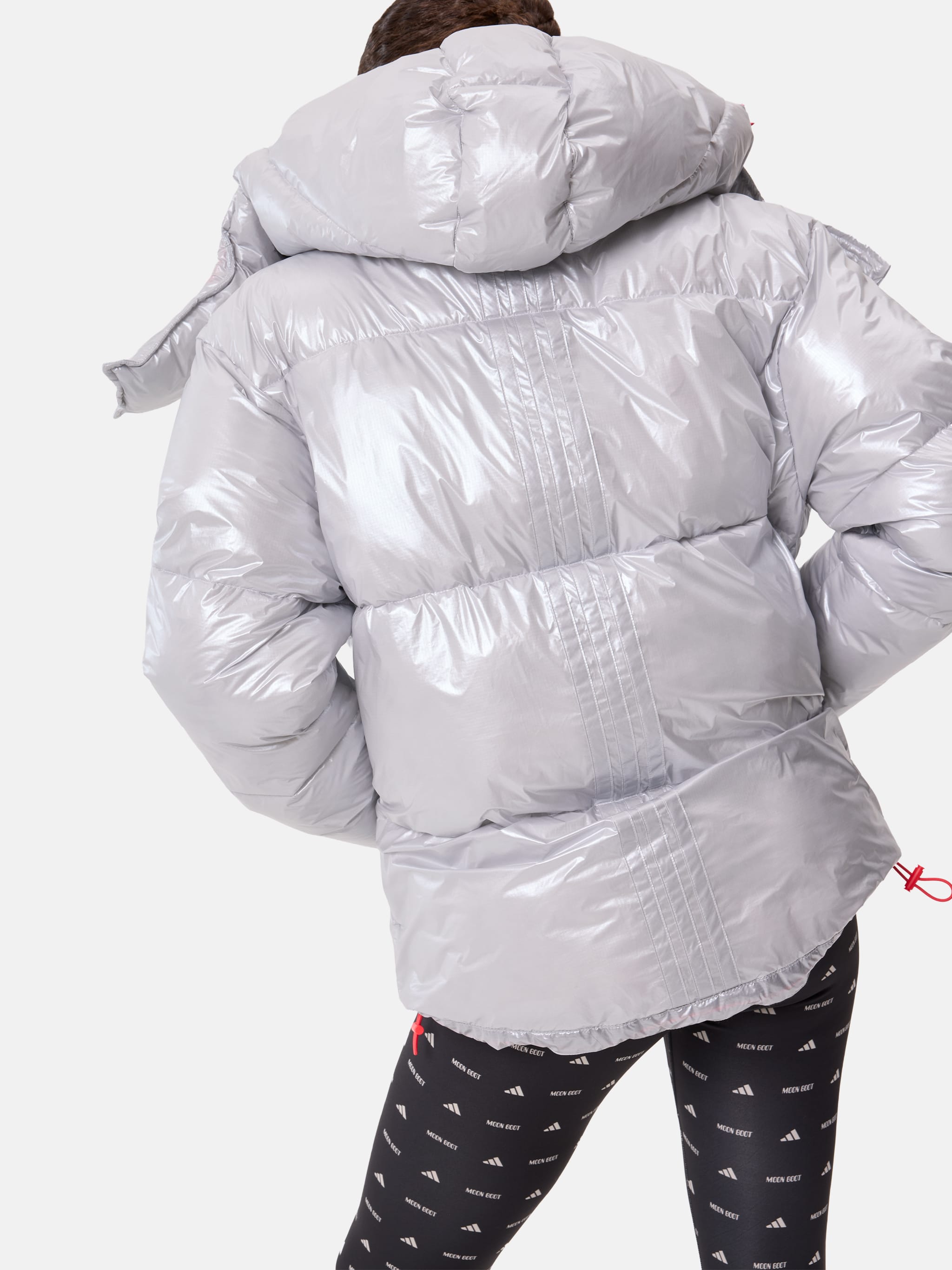ADIDAS X MOON BOOT SILVER PUFFER JACKA