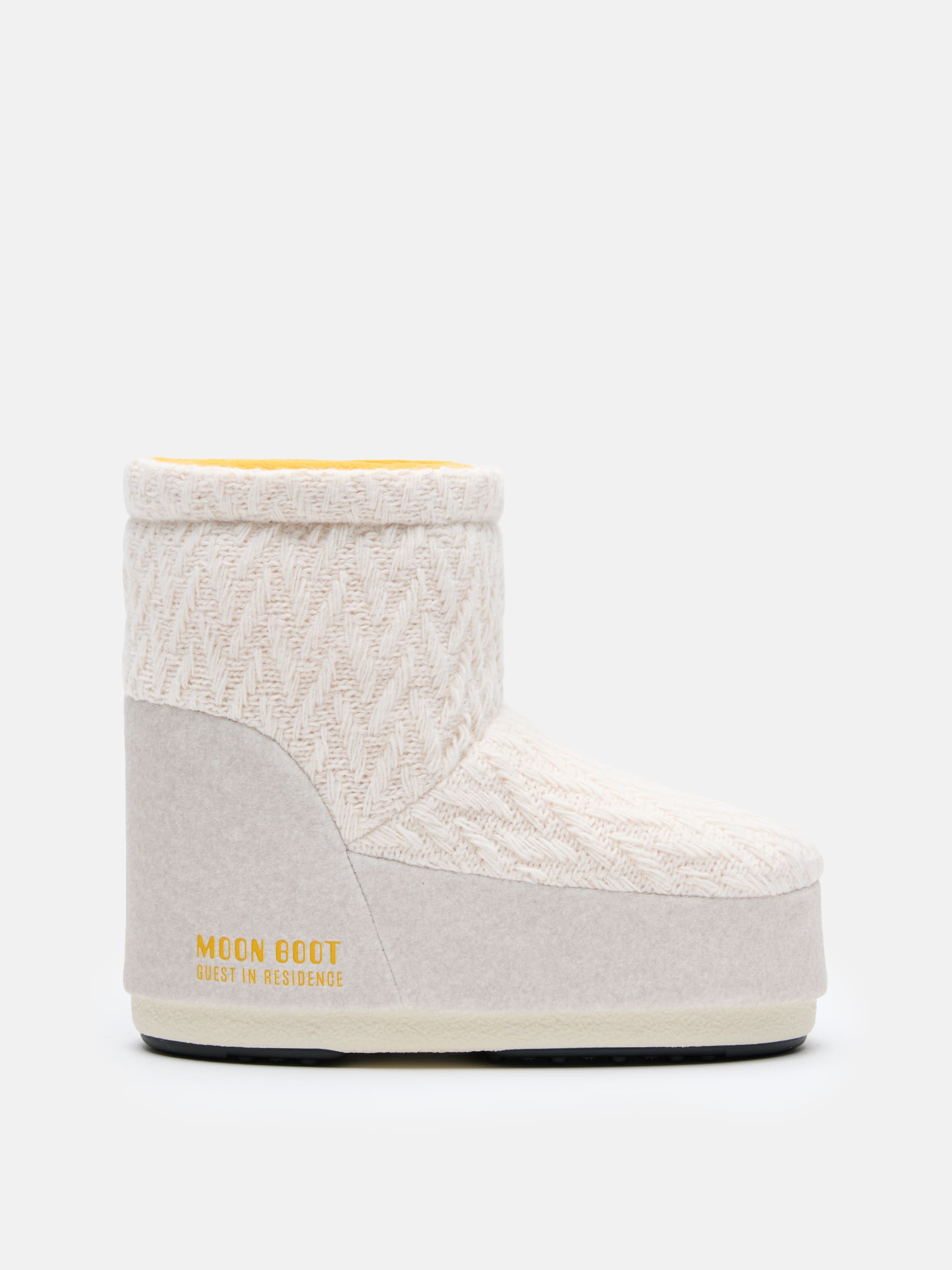 MOON BOOT X GUEST IN RESIDENCE ICON LOW NO LACE VIT SAND KÄNNTE BOOTS