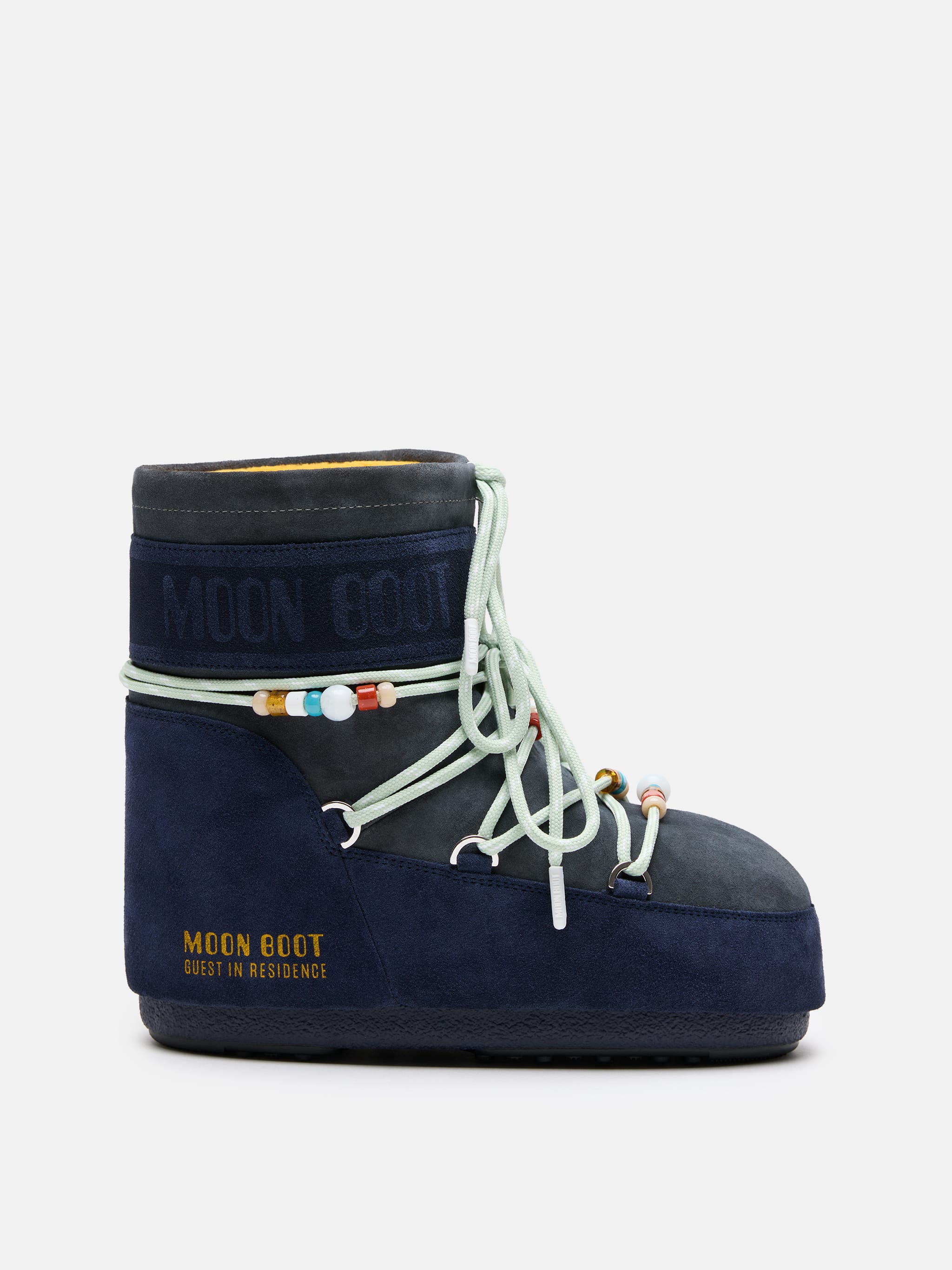 MOON BOOT X GUEST IN RESIDENCE ICON LOW MIDDNATT & GRÅ BEADADE SUEDE STÖVLE
